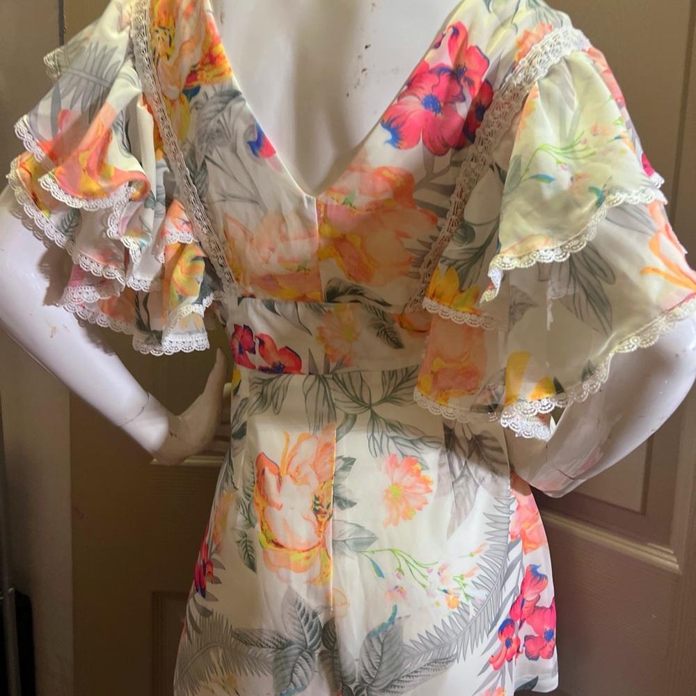 Floral Ruffle Romper - Picture 3 of 3